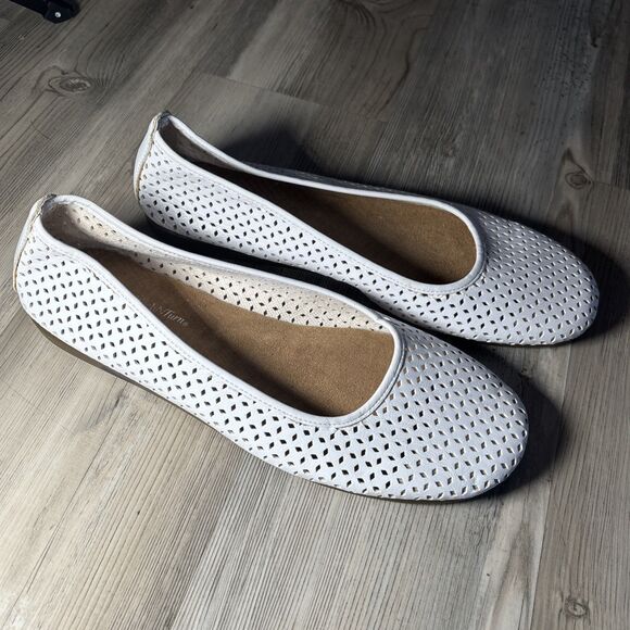 AEROSOLES A2 Stitch N Turn White Leather Ballerina Flat Cutout MEMORY FOAM 10.5 - Picture 2 of 11